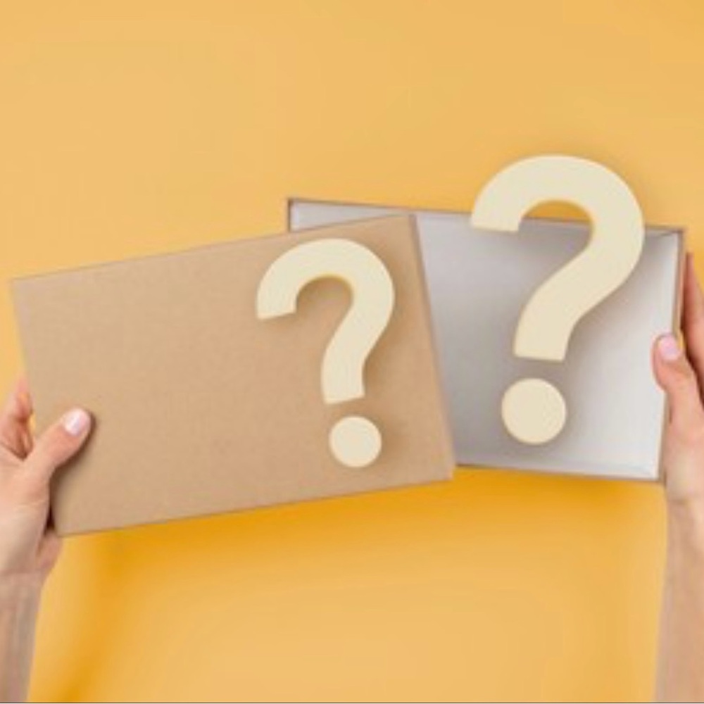 5 LB Clothing Mystery Box - Tier 2!